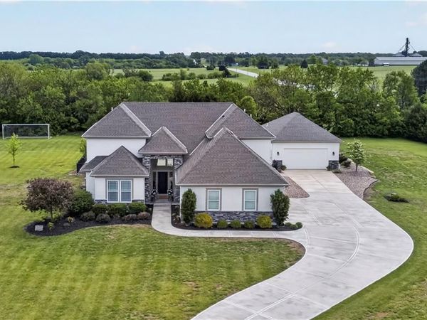 15063 Canton Road, Gardner, KS 66030