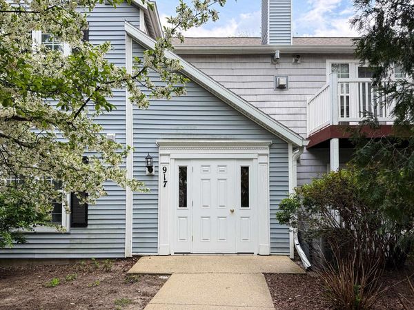 917 Harbor House Drive, Unit 7, Madison, WI 53719