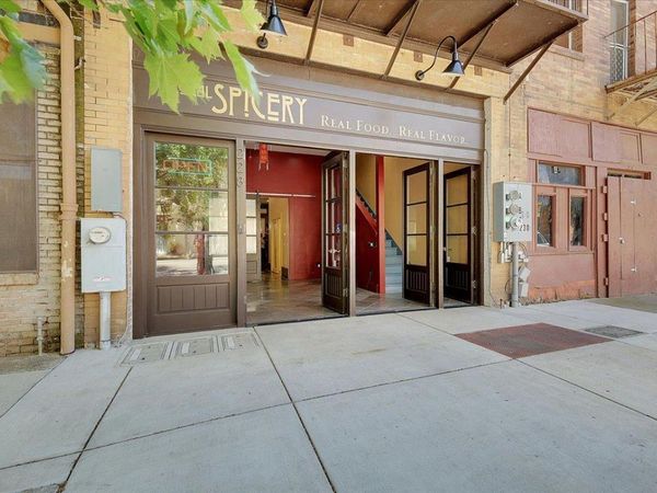 228 1st St, Marysville, CA 95901