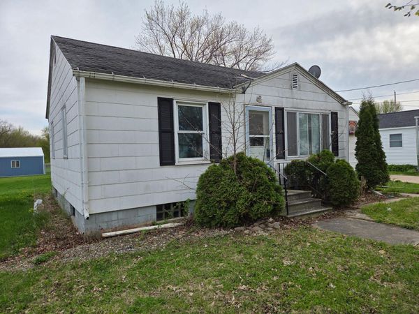 404 SE Pleasant Street , Brownsdale, MN 55918