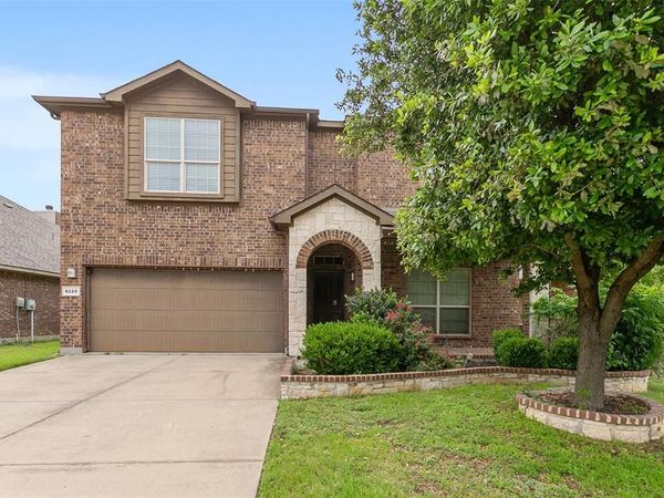8220 Misty Water Drive , Fort Worth, TX 76131