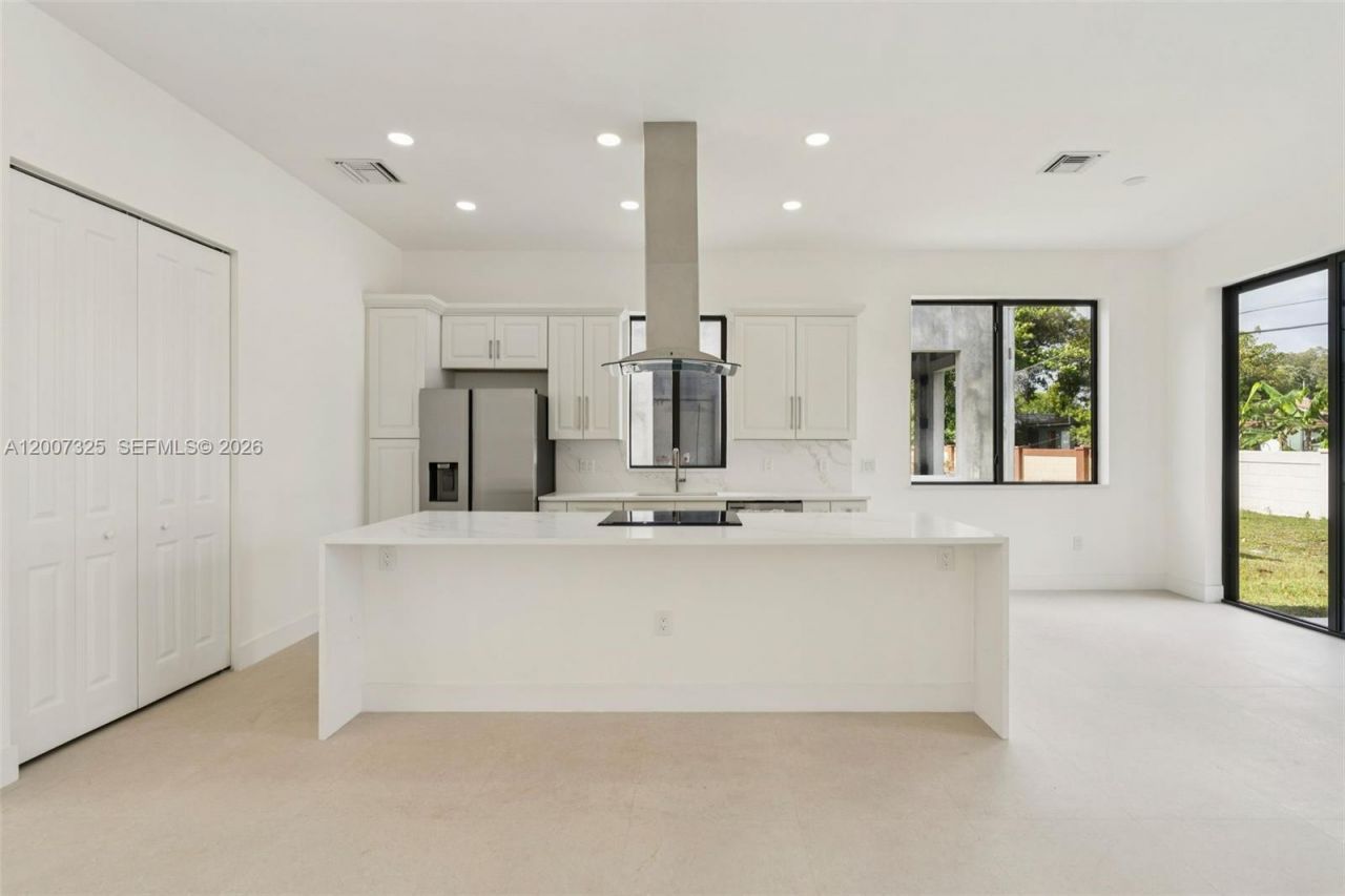 1515 SW 40th Ter, Fort Lauderdale, FL 33317 Photo