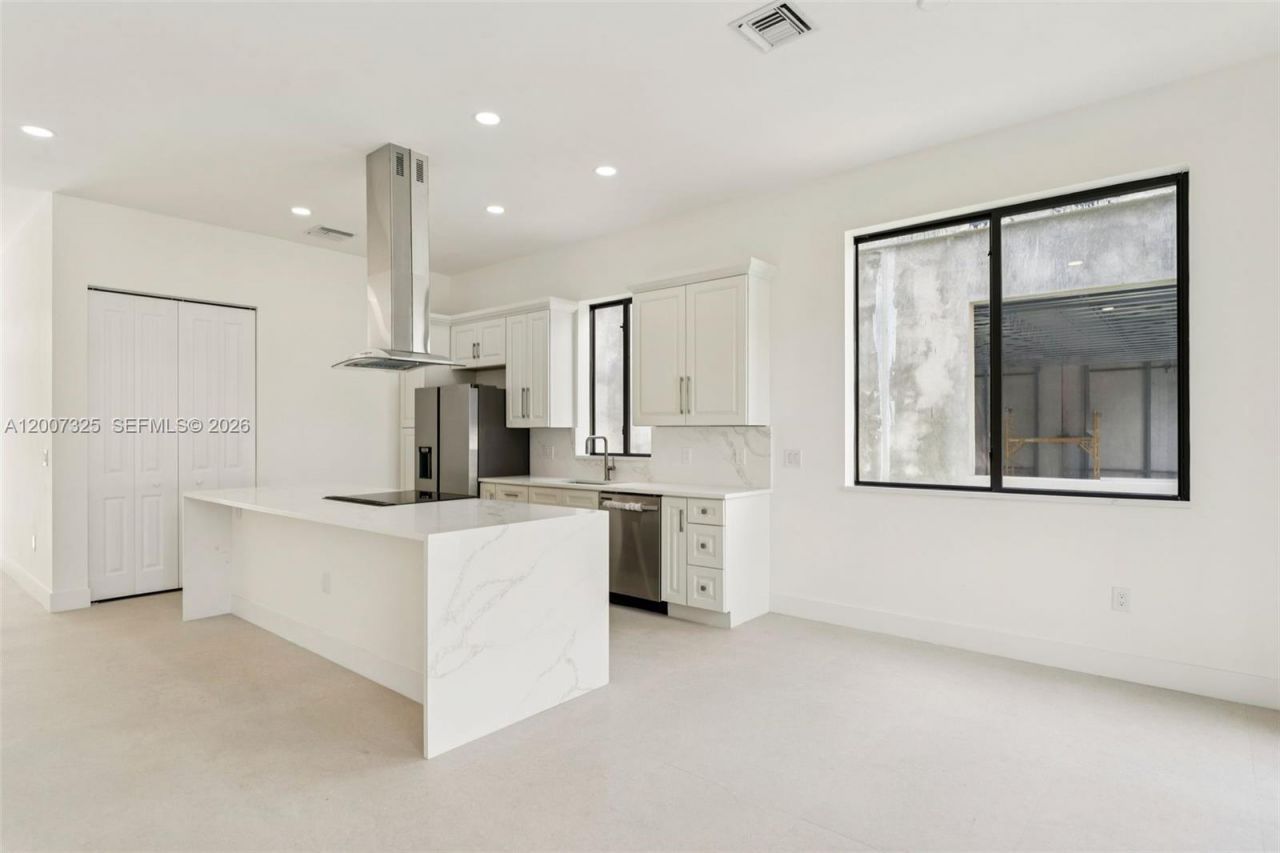 1515 SW 40th Ter, Fort Lauderdale, FL 33317 Photo