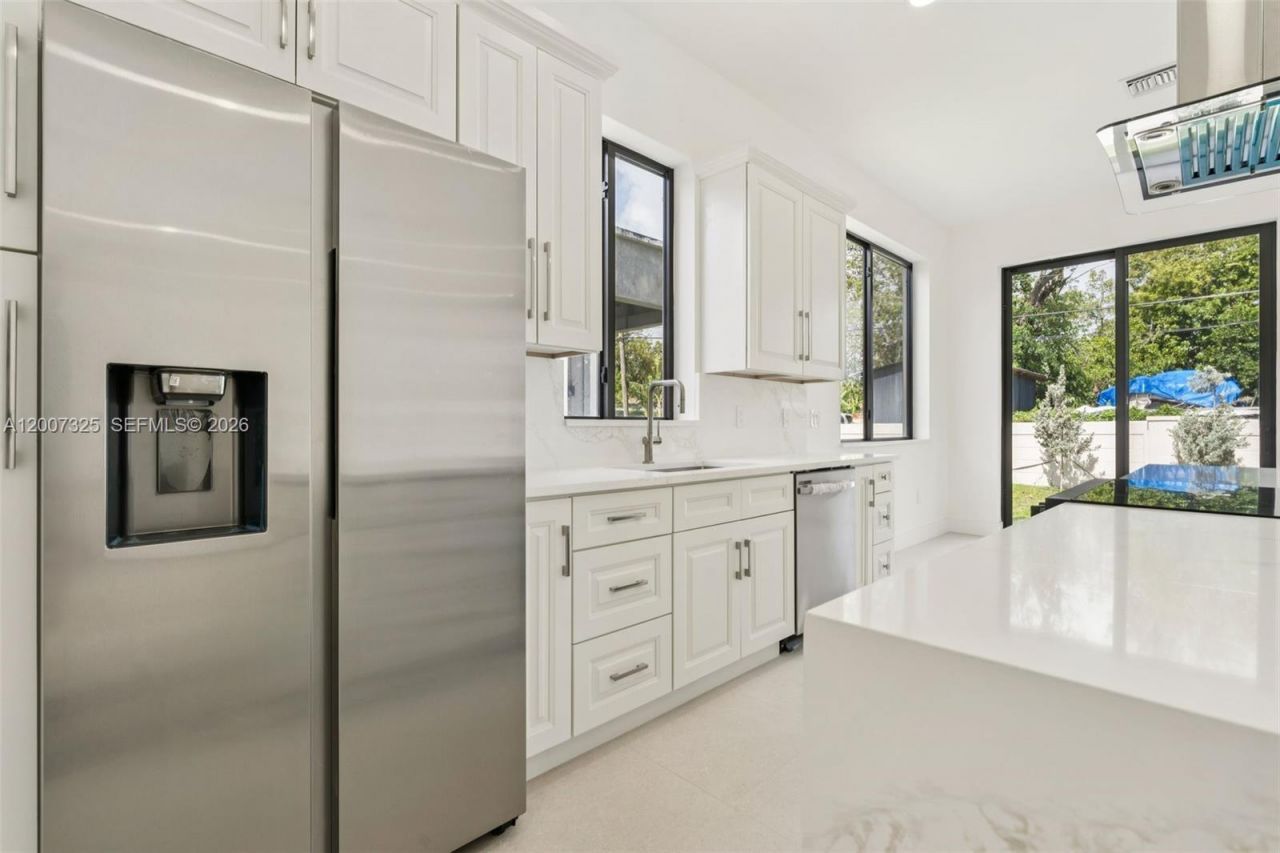 1515 SW 40th Ter, Fort Lauderdale, FL 33317 Photo
