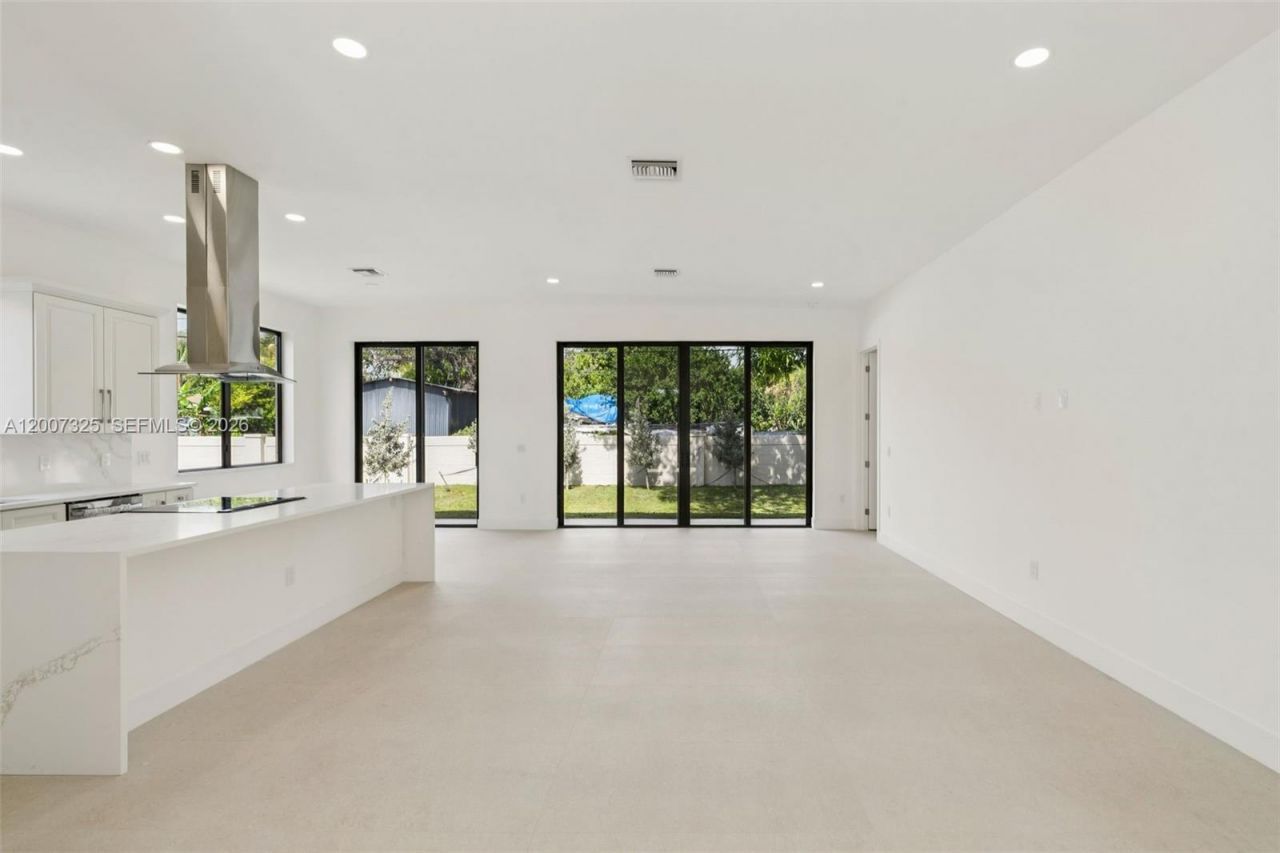 1515 SW 40th Ter, Fort Lauderdale, FL 33317 Photo