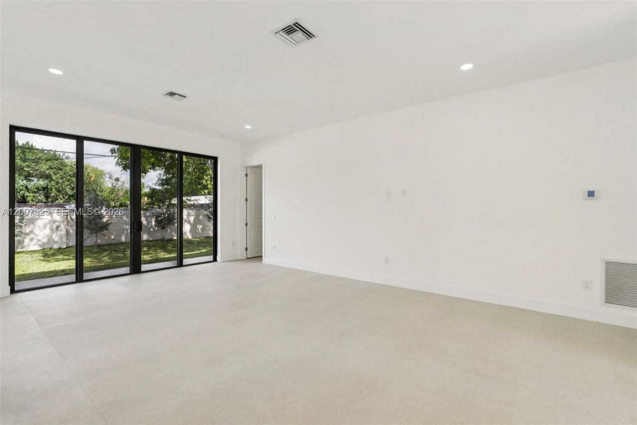 1515 SW 40th Ter, Fort Lauderdale, FL 33317 Photo