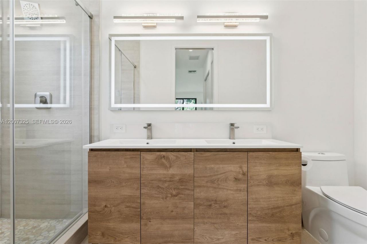 1515 SW 40th Ter, Fort Lauderdale, FL 33317 Photo