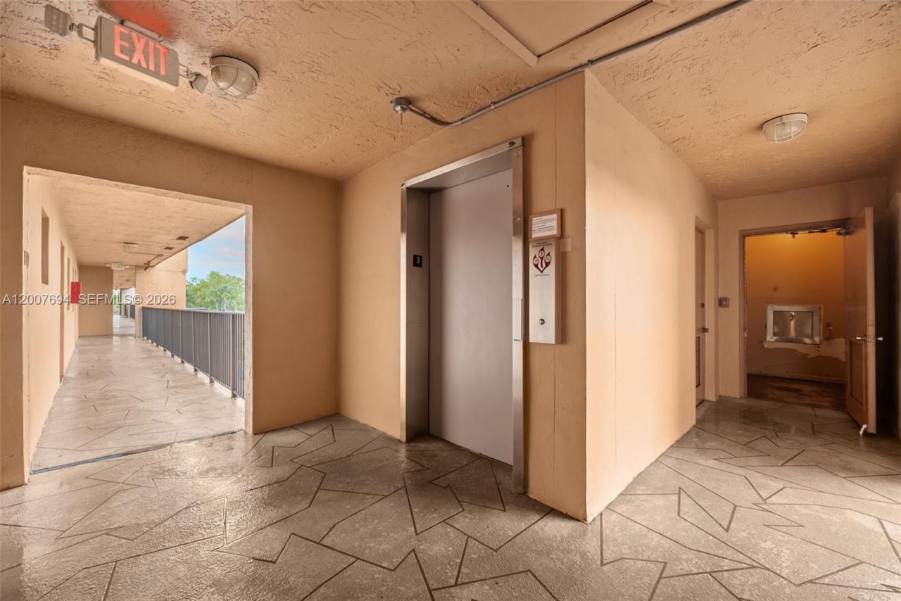 10100 NW 30th Ct , Unit 309, Sunrise, FL 33322 Photo