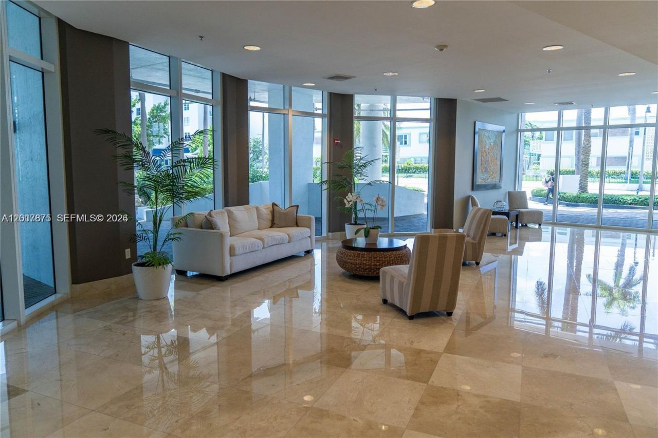 6515 Collins Ave, Unit 1609, Miami Beach, FL 33141 Photo