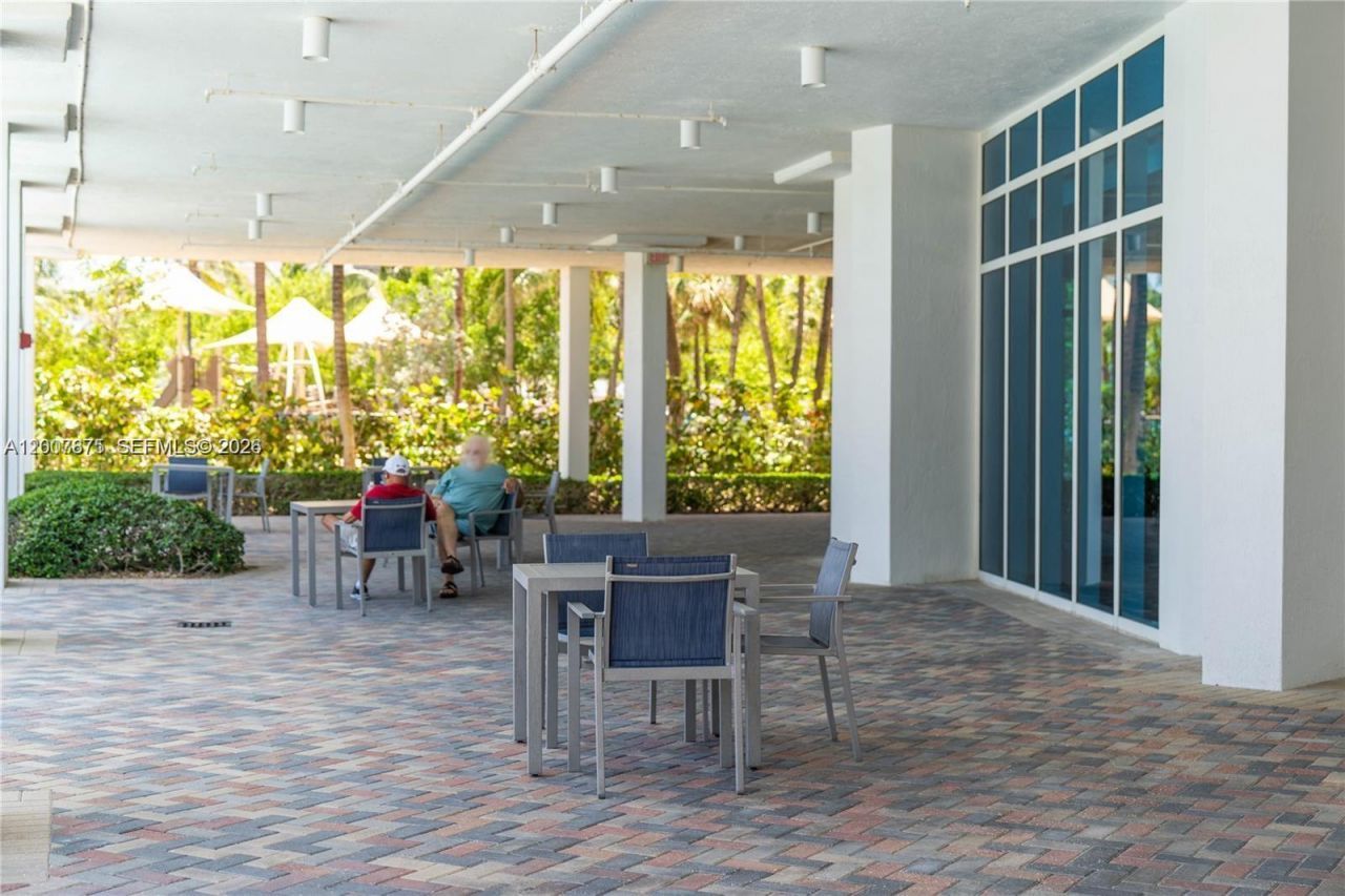 6515 Collins Ave, Unit 1609, Miami Beach, FL 33141 Photo