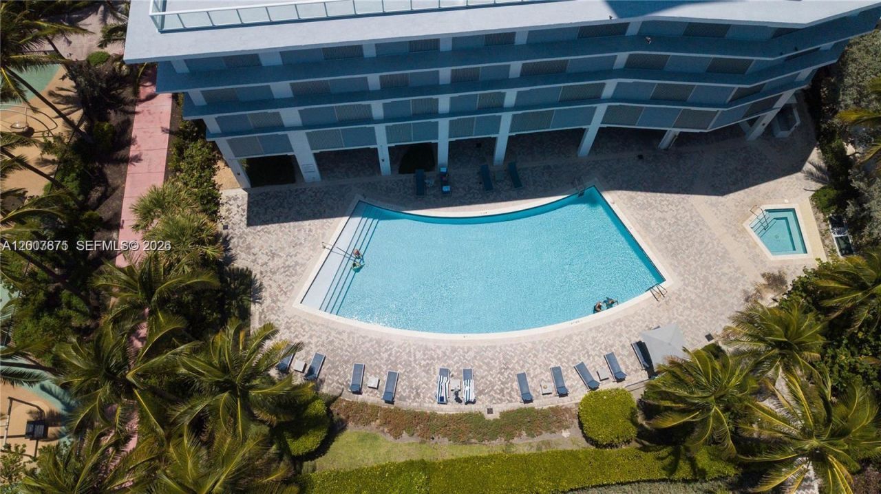 6515 Collins Ave, Unit 1609, Miami Beach, FL 33141 Photo