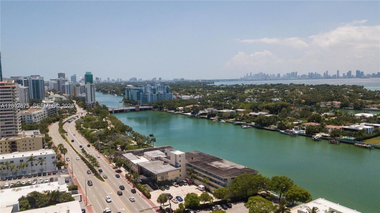 6515 Collins Ave, Unit 1609, Miami Beach, FL 33141 Photo