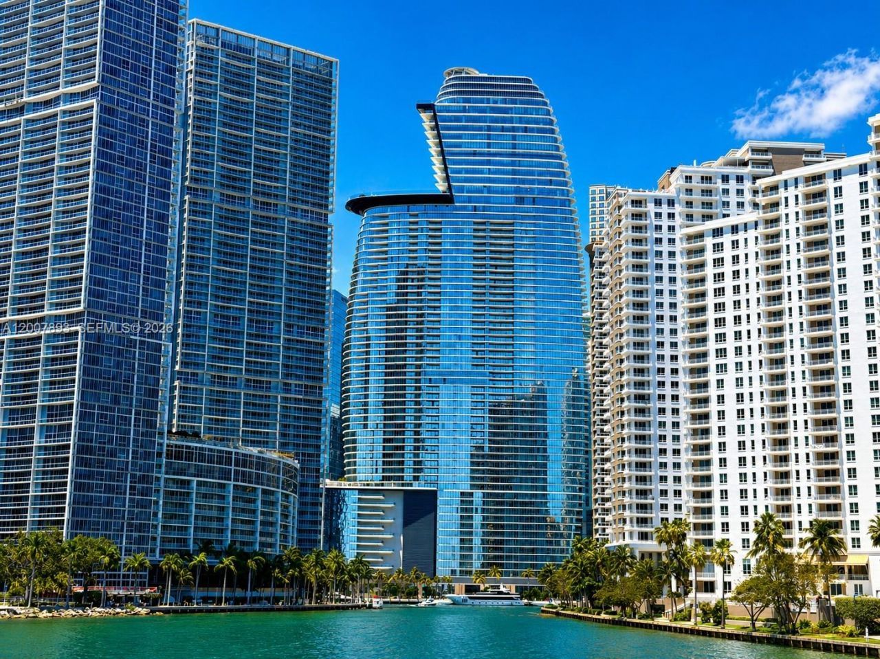 300 Biscayne Boulevard Way, Unit 4201E, Miami, FL 33131 Photo