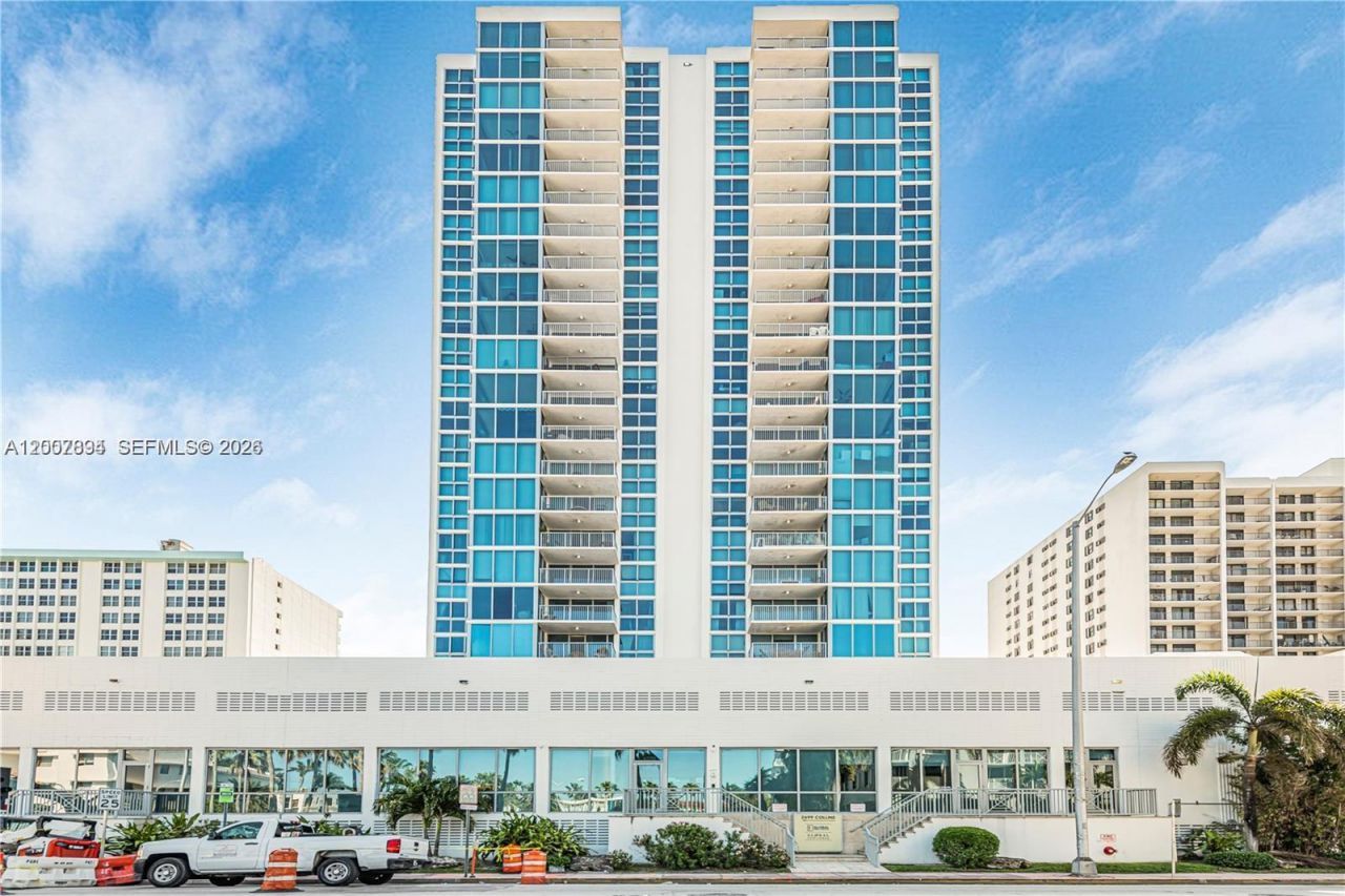 2655 Collins Ave, Unit 410, Miami Beach, FL 33140 Photo