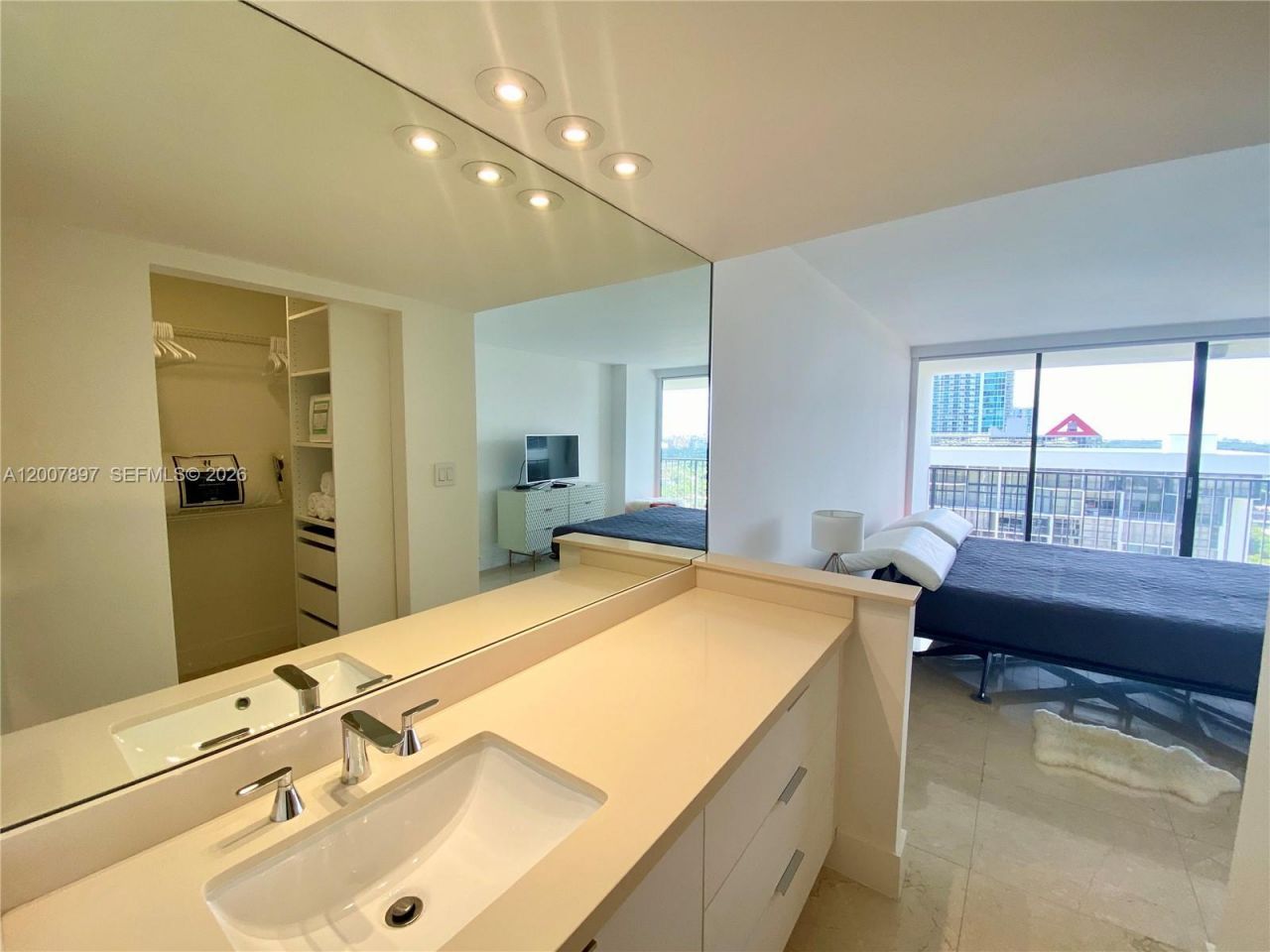 1901 Brickell Ave, Unit B2007, Miami, FL 33129 Photo