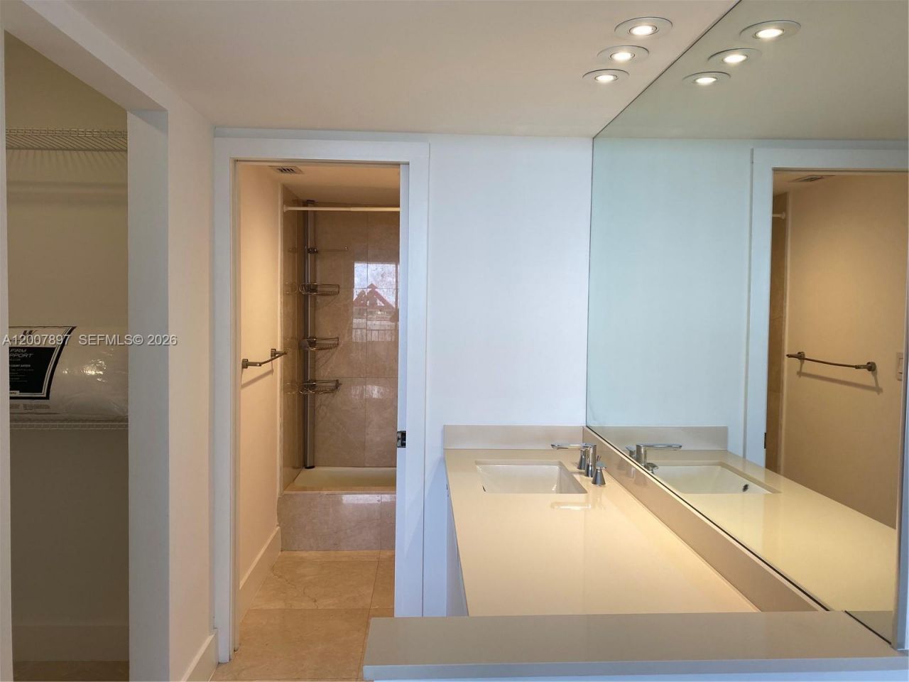 1901 Brickell Ave , Unit B2007, Miami, FL 33129 Photo