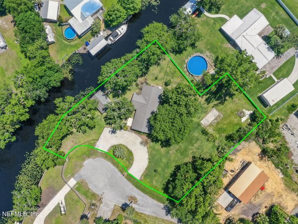 137 & 135 RIVERSIDE Drive, Satsuma, FL 32189