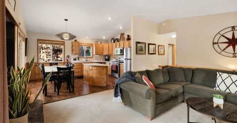 13474 Moraine Road, Truckee, CA 96161 Photo