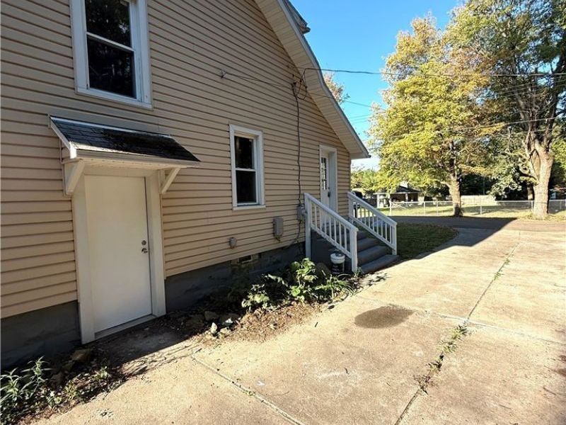 3687 Franklin Avenue, Hubbard, OH 44425 Photo 2