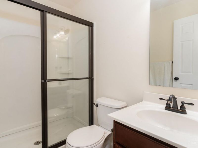 5984 Oak Leaf Court, Hamilton Twp, OH 45152 Photo 13