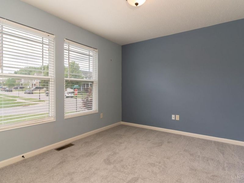 5984 Oak Leaf Court, Hamilton Twp, OH 45152 Photo 18