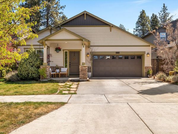61134 Montrose Pass Street, Bend, OR 97702