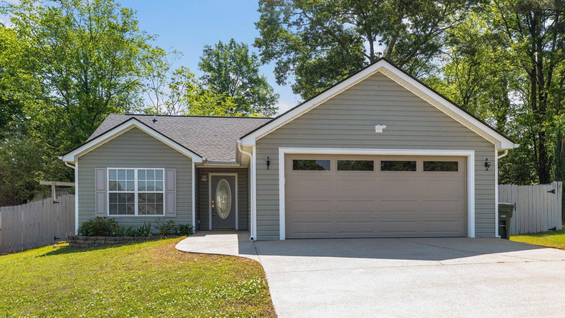 4096 Alexis Circle, Chattanooga, TN 37406 Main Photo
