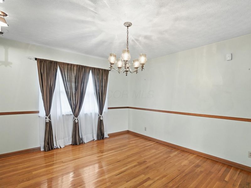 2432 Koebel Road, Columbus, OH 43207 Photo 13