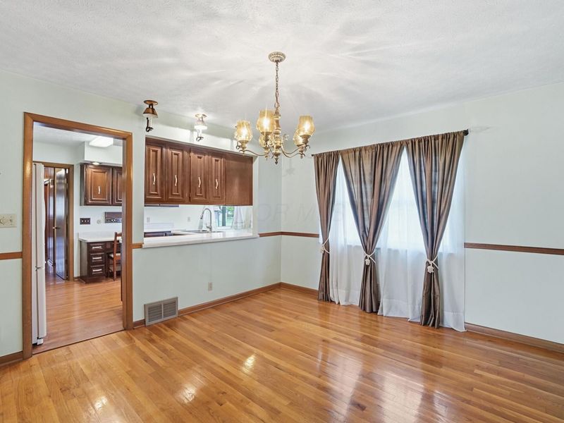 2432 Koebel Road, Columbus, OH 43207 Photo 14