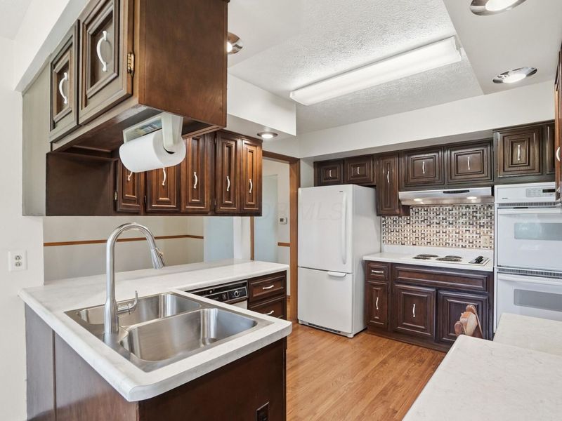 2432 Koebel Road, Columbus, OH 43207 Photo 21