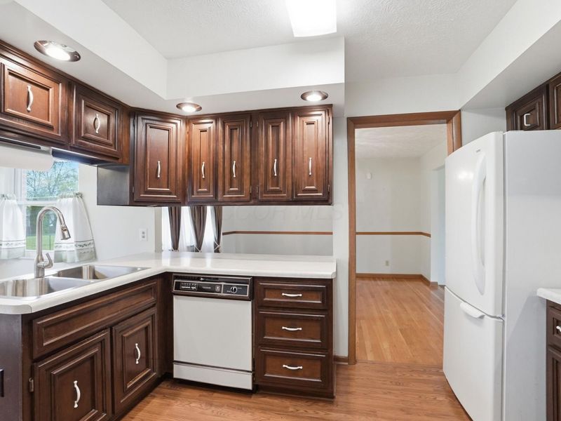 2432 Koebel Road, Columbus, OH 43207 Photo 25