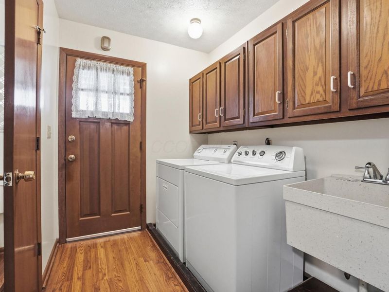 2432 Koebel Road, Columbus, OH 43207 Photo 30