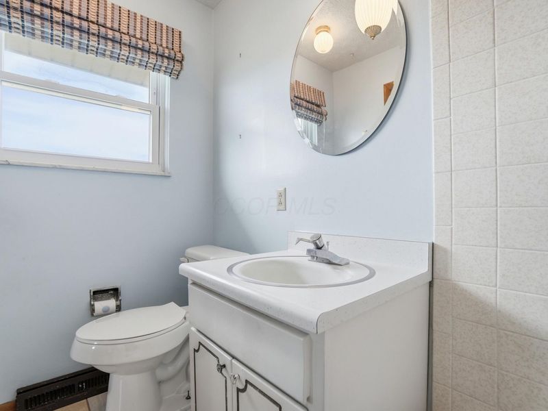 2432 Koebel Road, Columbus, OH 43207 Photo 39