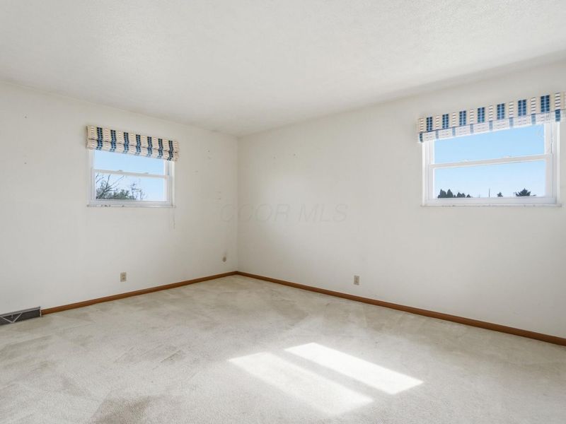 2432 Koebel Road, Columbus, OH 43207 Photo 41