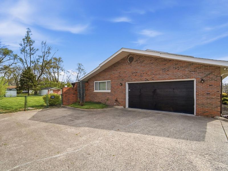 2432 Koebel Road, Columbus, OH 43207 Photo 66