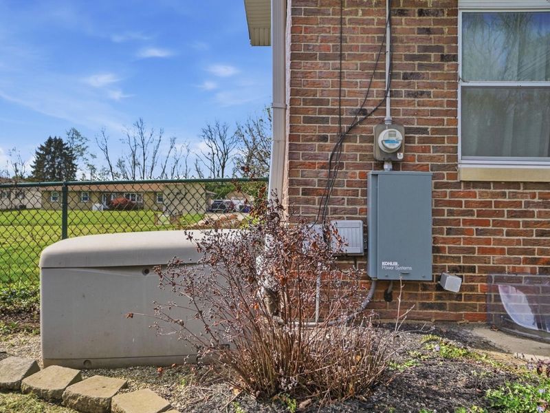 2432 Koebel Road, Columbus, OH 43207 Photo 75