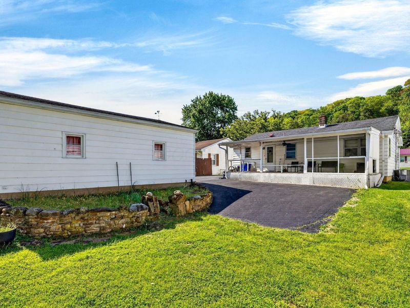 1052 Lake Drive, Chillicothe, OH 45601 Photo 37