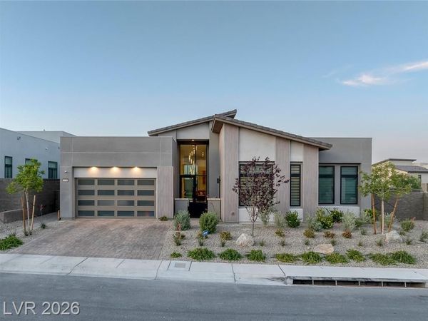 10766 Agate Cliffs Avenue , Las Vegas, NV 89135