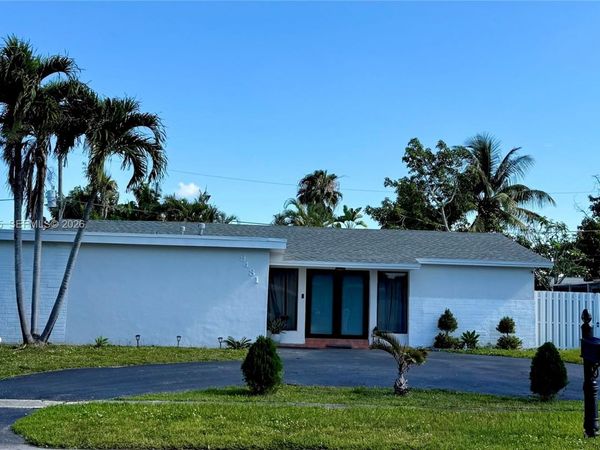 9431 NW NW 24th St , Sunrise, FL 33322