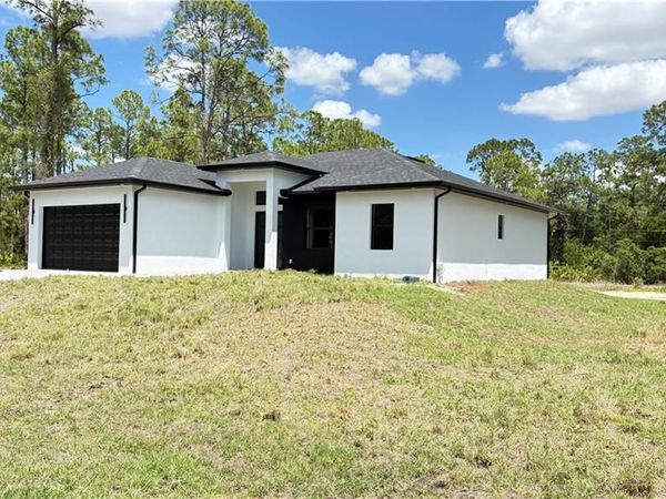 1604 Clark AVE , LEHIGH ACRES, FL 33972