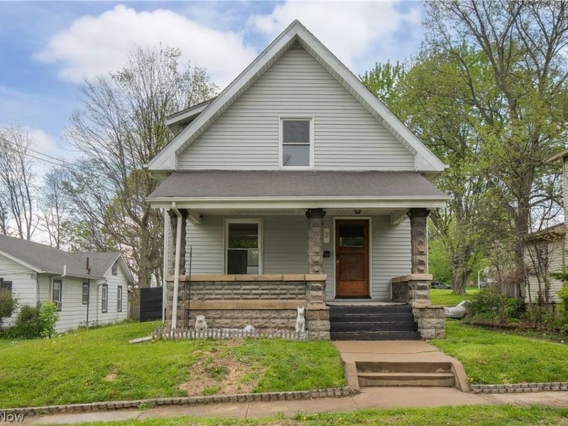 2 Ohio Avenue NE, Massillon, OH 44646 Photo 1