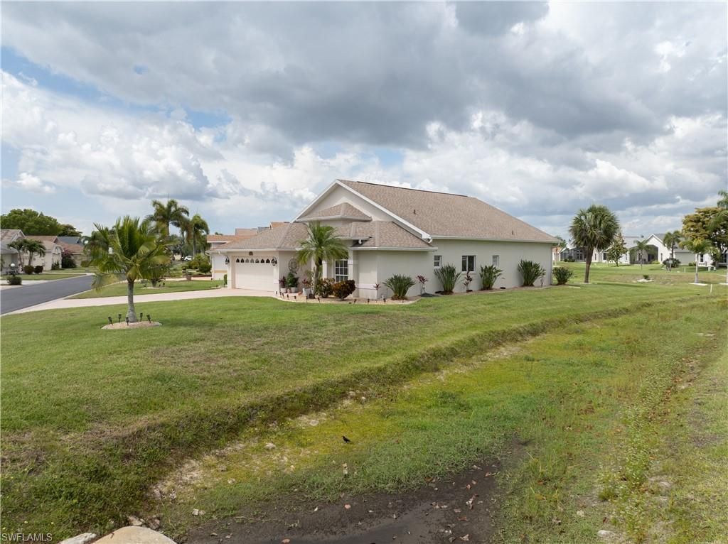 3519 Sabal Springs Blvd, North Fort Myers, FL 33917 Photo