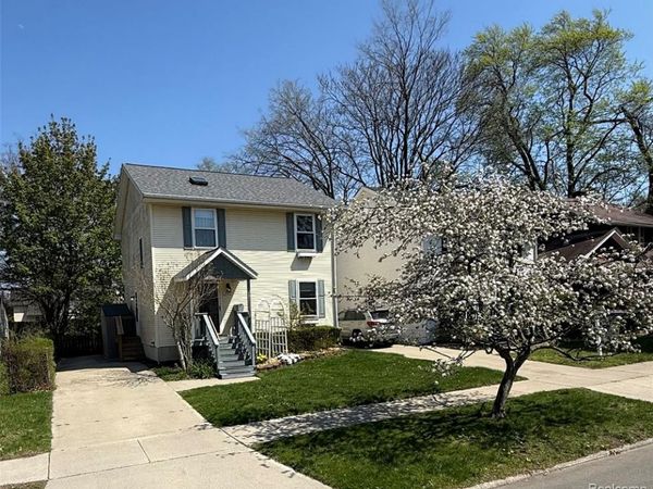 420 Stratford Road, Ferndale, MI 48220