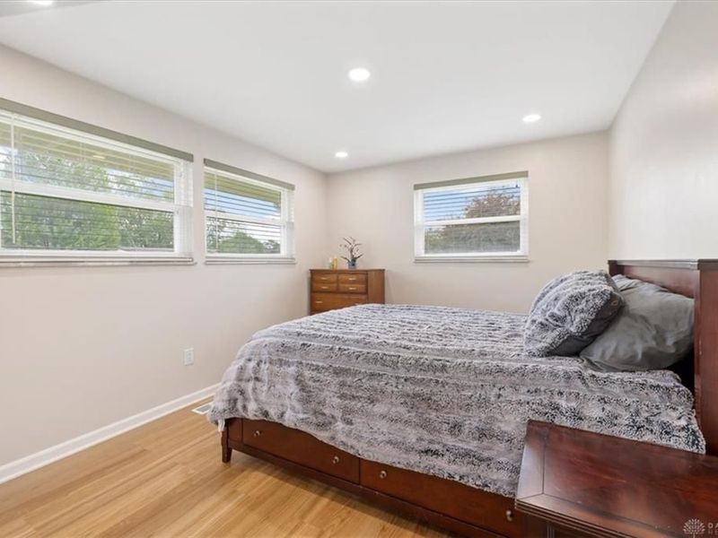 804 Treherne Lane, Englewood, OH 45322 Photo 10