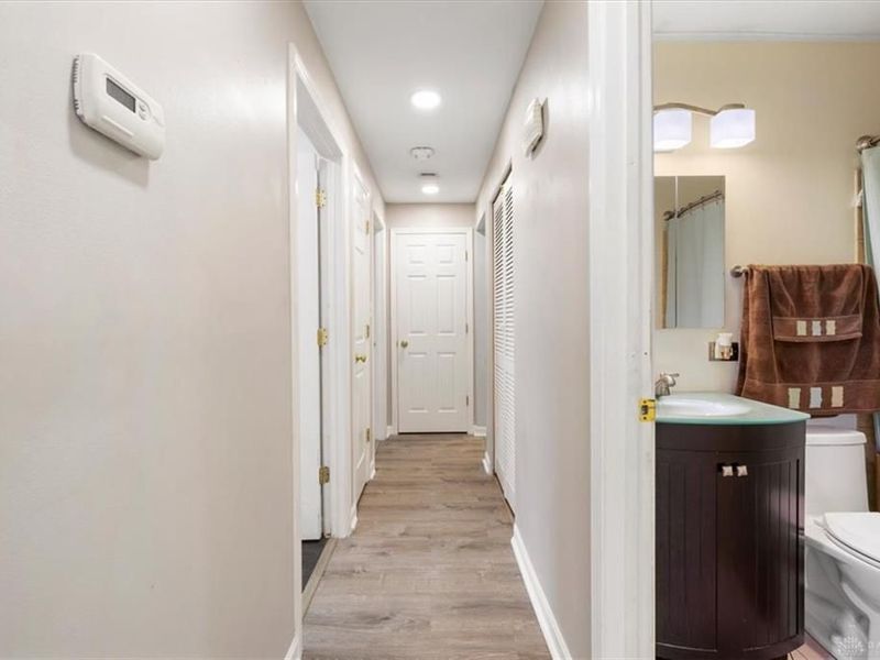 804 Treherne Lane, Englewood, OH 45322 Photo 12