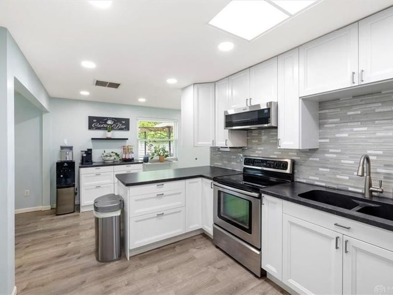 804 Treherne Lane, Englewood, OH 45322 Photo 29