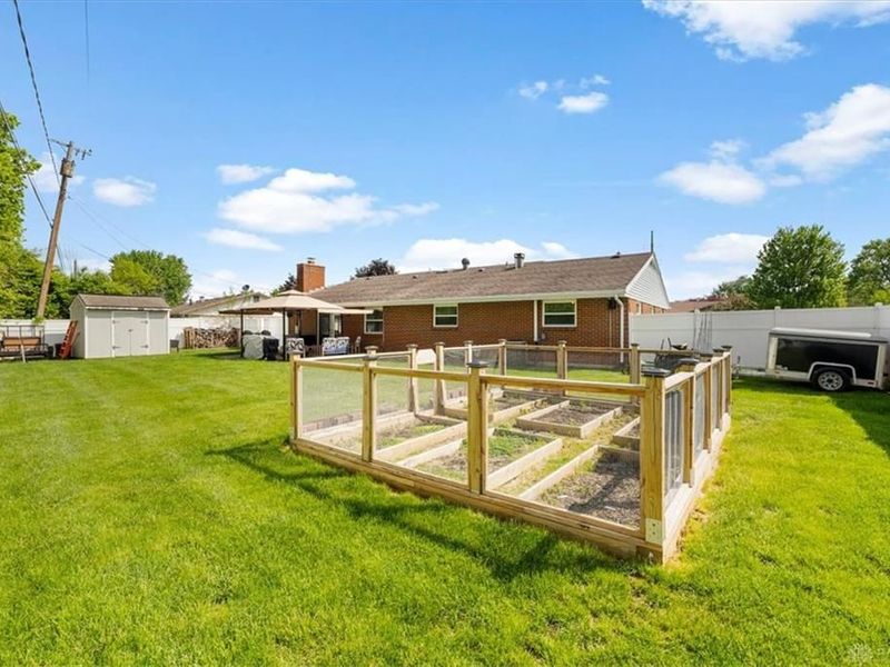 804 Treherne Lane, Englewood, OH 45322 Photo 36