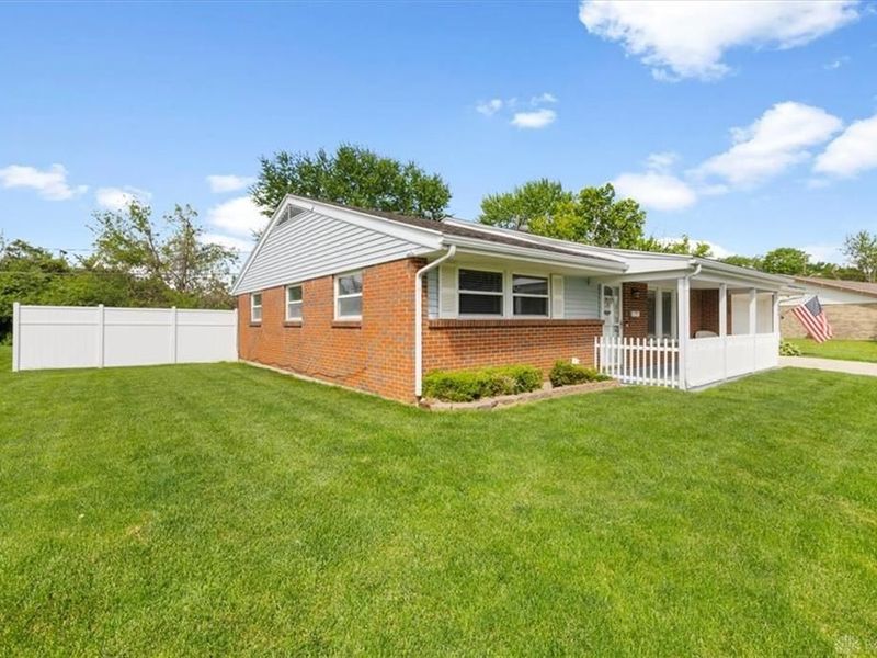 804 Treherne Lane, Englewood, OH 45322 Photo 38