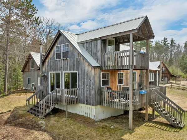 17 Croto Lane, Albany, NH 03818