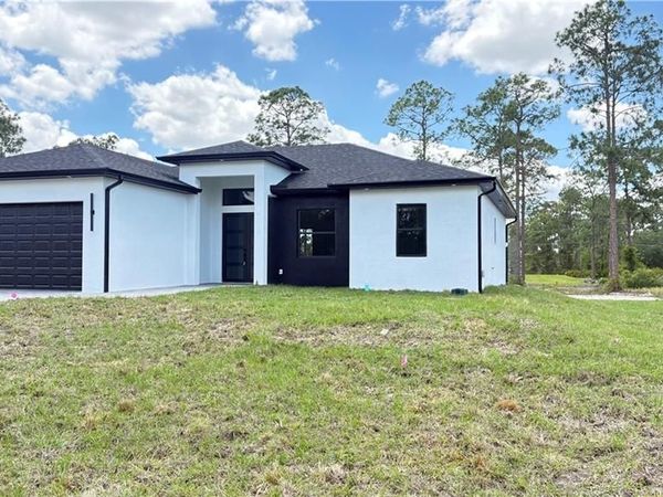 1407 Canton AVE , LEHIGH ACRES, FL 33972